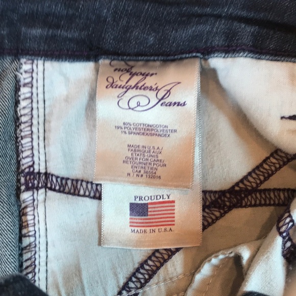 NYDJ Trouser Style Dark Wash Jeans Size 6 - Picture 4 of 6